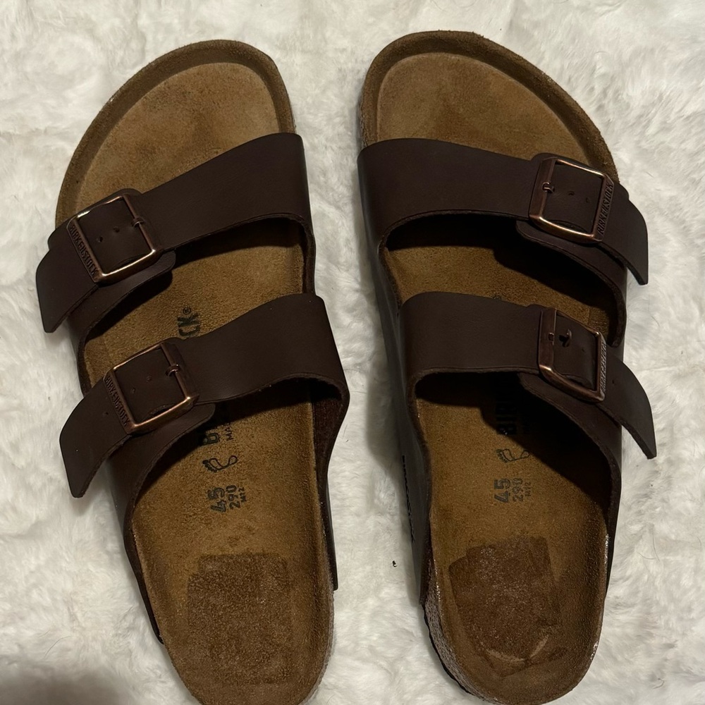BIRKENSTOCK ARIZONA SANDALS NEW!!